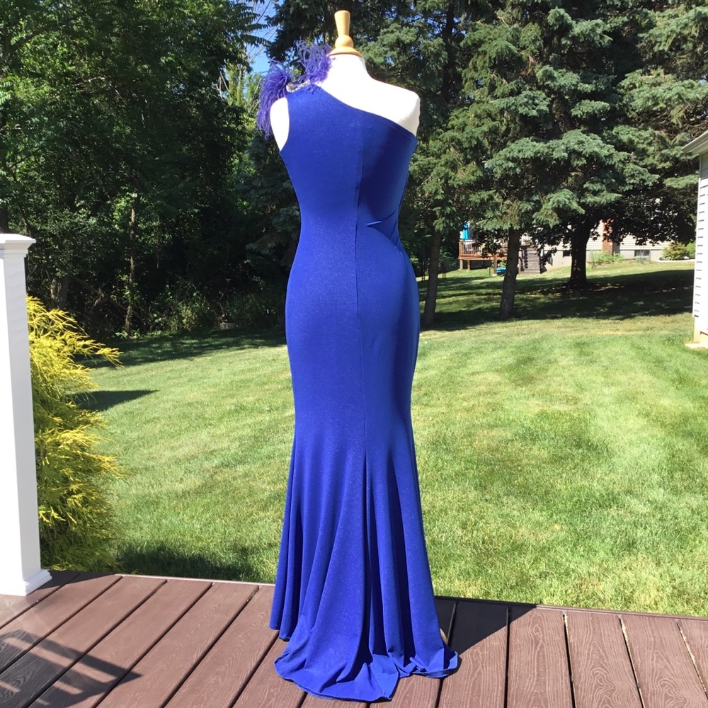 John Paul Ataker Shoulder Boa Prom Evening Gown - Picture 8 of 14